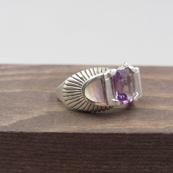 Size 6 Sterling Amethyst & Shell Unique Band Ring - Picture 3 of 8